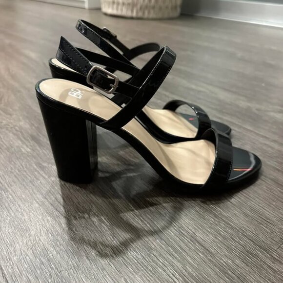 Iridescent black heels - Picture 2 of 5